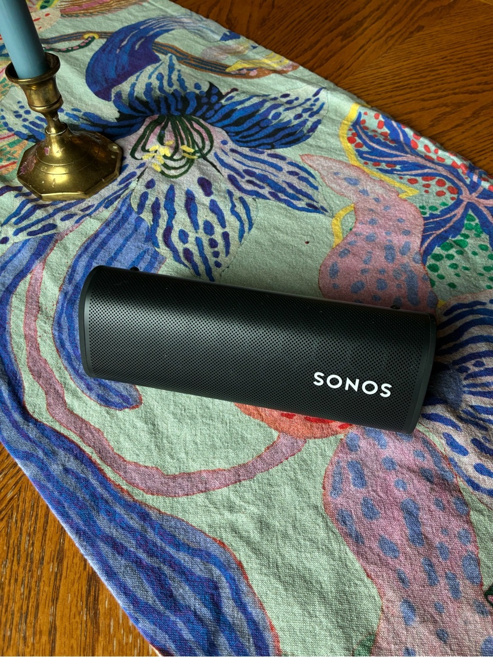 Sonos ROAM Black Portable Bluetooth Speaker - Sleek Wireless Sound